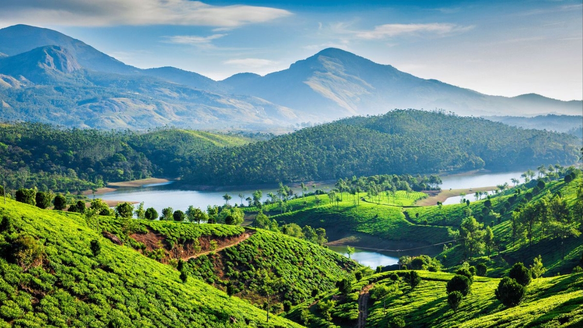 Mattupetty Dam Reservoir Lake Munnar