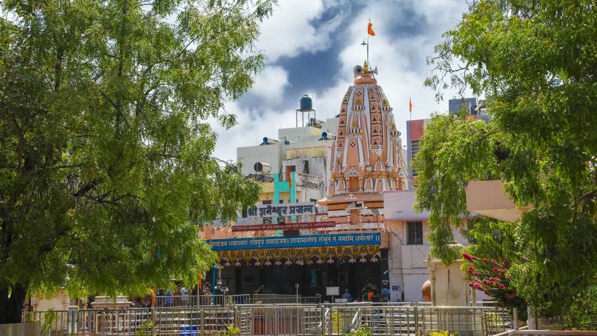 Shirdi Sai Baba Samadhi Mandir Complex